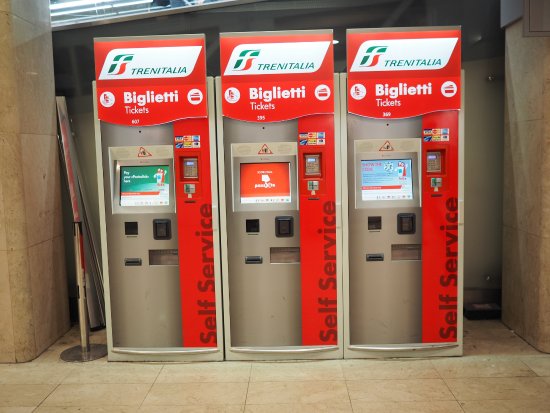 Trenitalia ticket machines